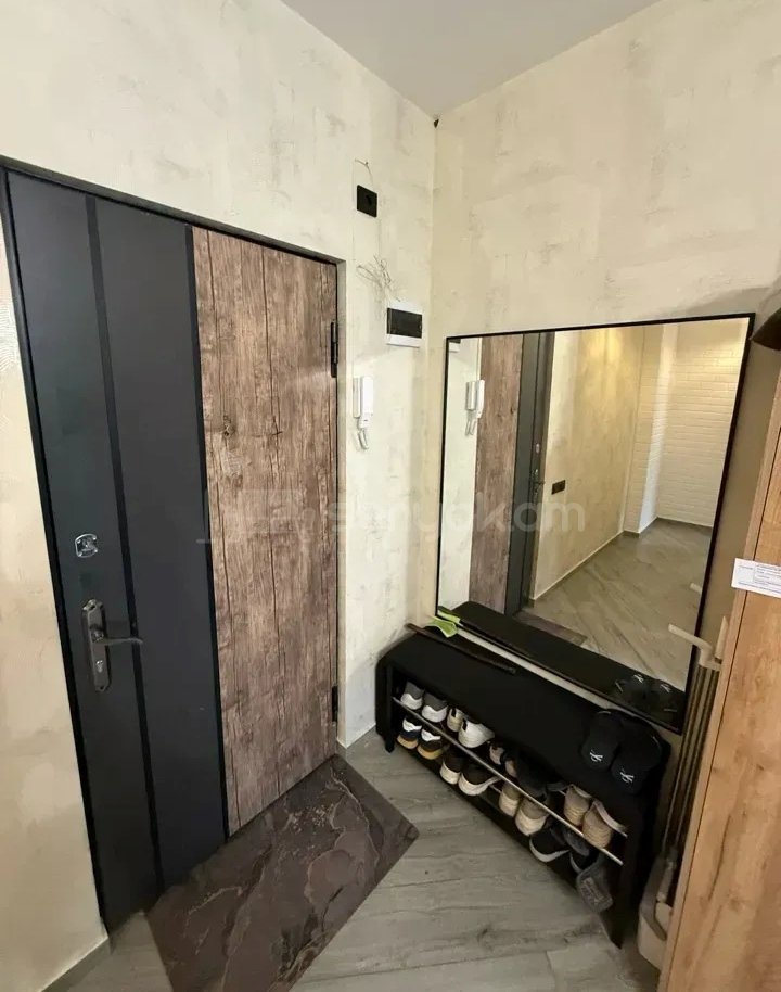 2 Սենյականոց Բնակարան Քարե Շենքում, 43քմ, 4/5 հարկ, Կապիտալ Վերանորոգված