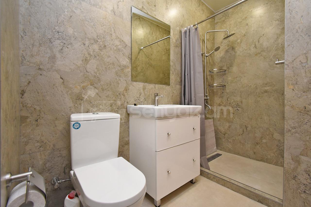 3 Սենյականոց Բնակարան Նորակառույցում, 70քմ, 6/12 հարկ, Կապիտալ Վերանորոգված, Կահավորված, Արևկող