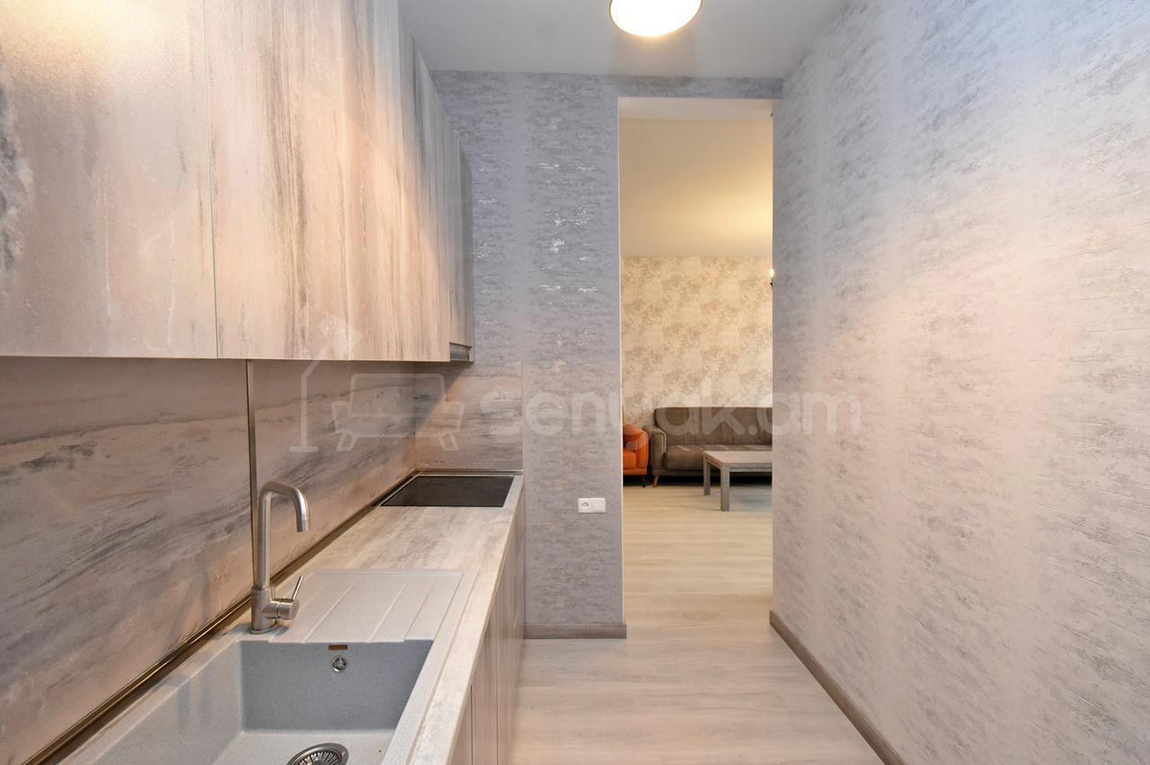 3 Սենյականոց Բնակարան Նորակառույցում, 70քմ, 6/12 հարկ, Կապիտալ Վերանորոգված, Կահավորված, Արևկող