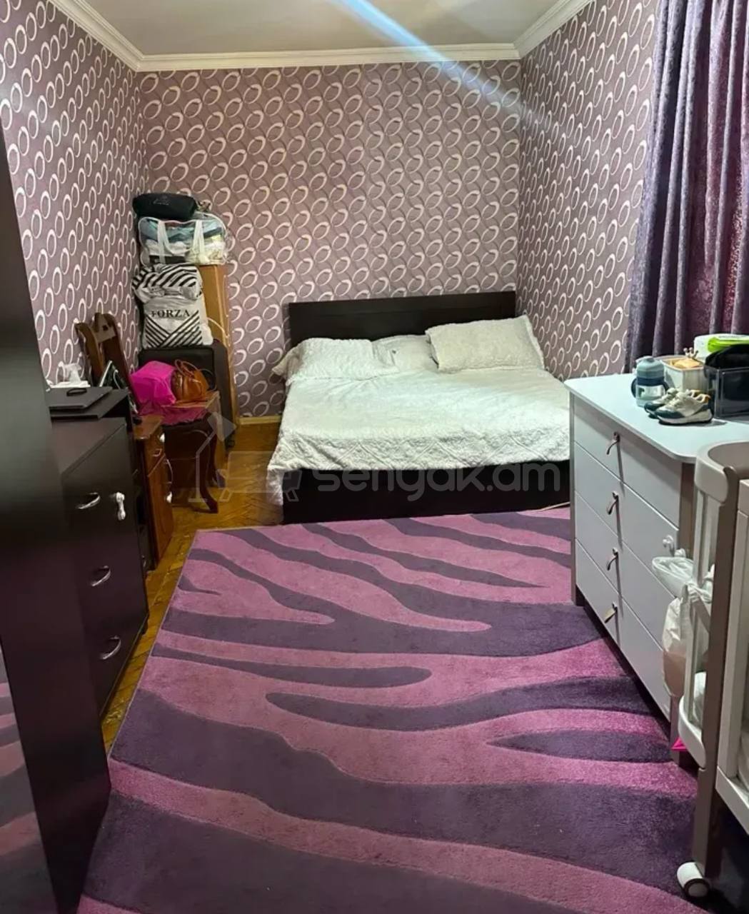 3 Սենյականոց Բնակարան Քարե Շենքում, 62քմ, 3/5 հարկ, Կապիտալ Վերանորոգված