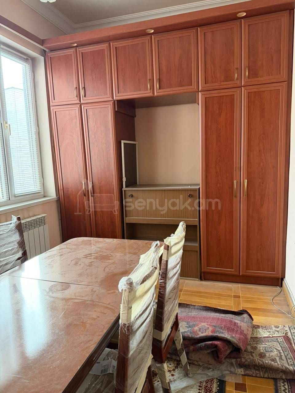 2 Սենյականոց Բնակարան Քարե Շենքում, 70քմ, 2/5 հարկ, Կապիտալ Վերանորոգված, Կահավորված