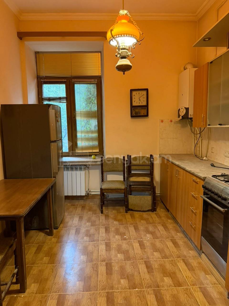 2 Սենյականոց Բնակարան Քարե Շենքում, 70քմ, 2/5 հարկ, Կապիտալ Վերանորոգված, Կահավորված