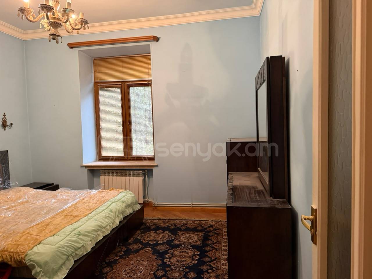 2 Սենյականոց Բնակարան Քարե Շենքում, 70քմ, 2/5 հարկ, Կապիտալ Վերանորոգված, Կահավորված
