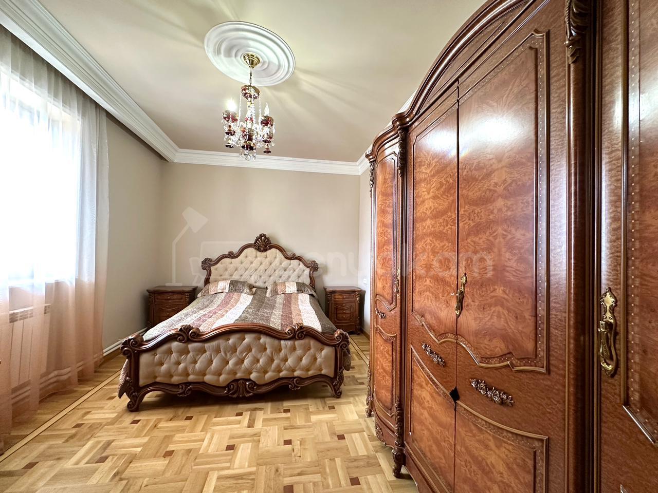 7 Սենյականոց Շքեղ Առանձնատուն, 500քմ, Ավտոտնակով
