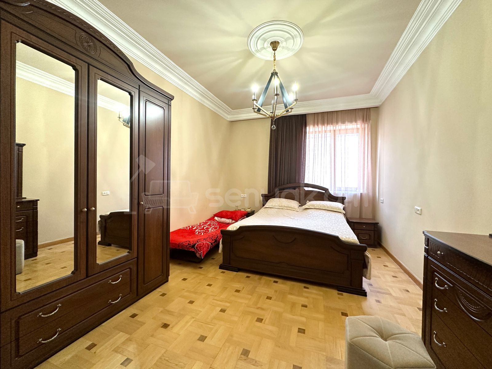 7 Սենյականոց Շքեղ Առանձնատուն, 500քմ, Ավտոտնակով