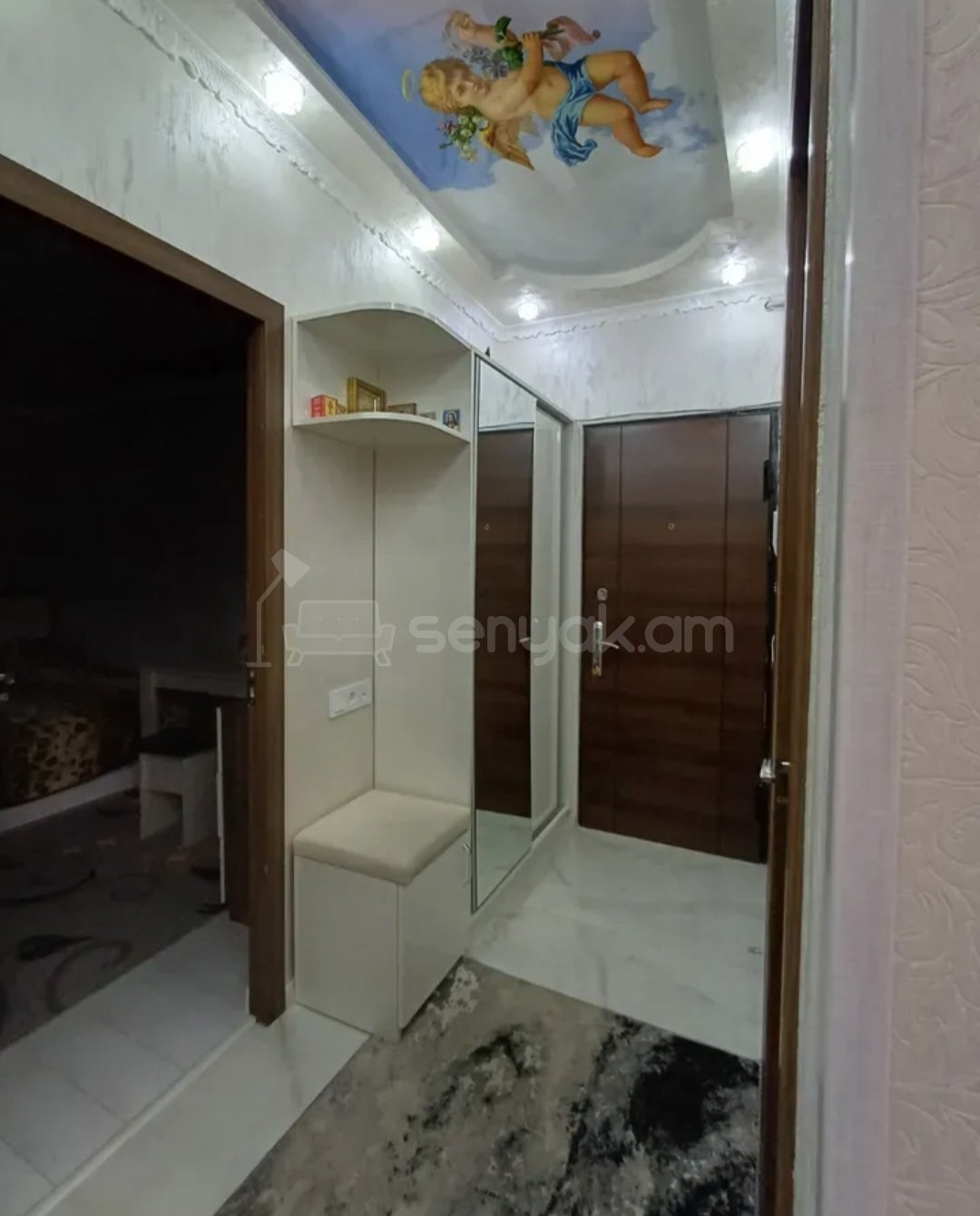 3 Սենյականոց Բնակարան Քարե Շենքում, 78քմ, 1/5 հարկ, Կապիտալ Վերանորոգված