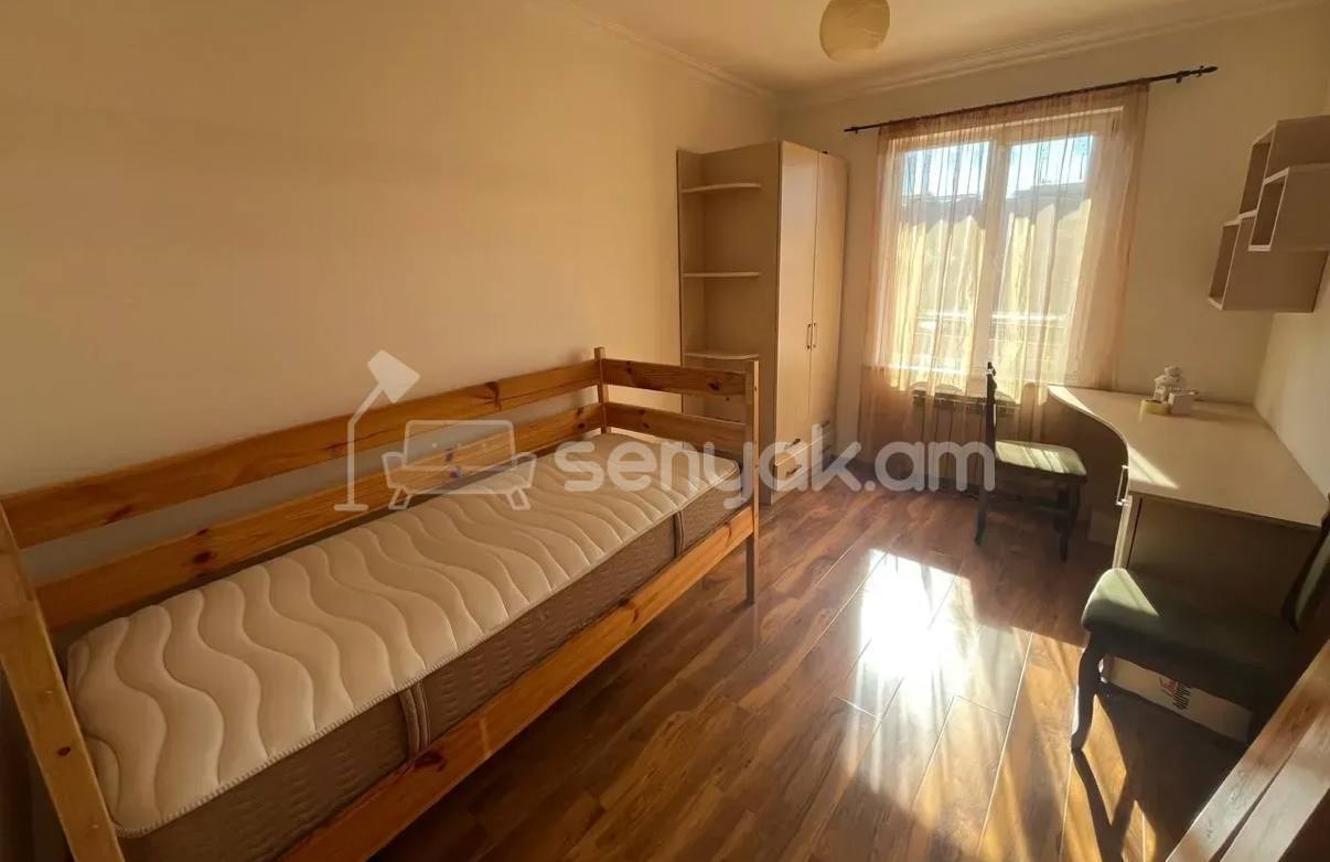 3 Սենյականոց Բնակարան, 81քմ, 4/9 հարկ, Կապիտալ Վերանորոգված