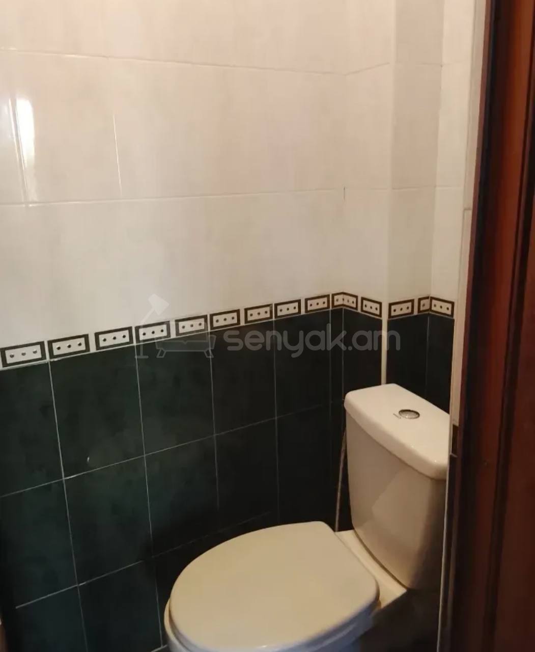 3 Սենյականոց Բնակարան, 73քմ, 3/9 հարկ, Նորմալ Վիճակում