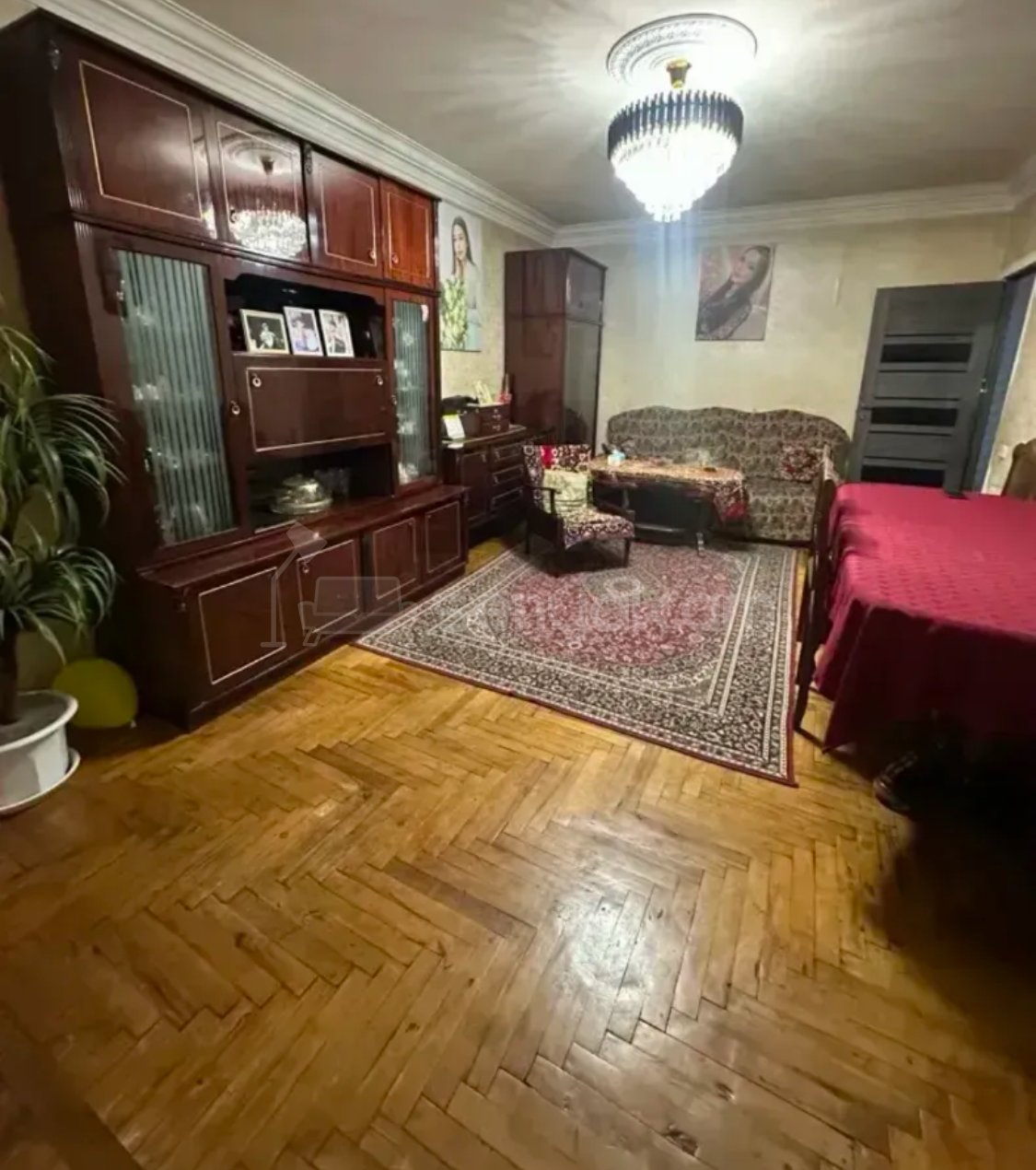 3 Սենյականոց Բնակարան, 80քմ, 8/9 հարկ, Նորմալ Վիճակում