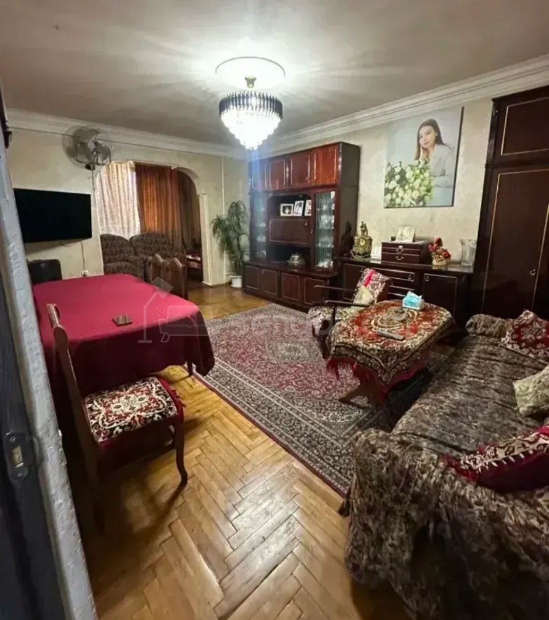 3 Սենյականոց Բնակարան, 80քմ, 8/9 հարկ, Նորմալ Վիճակում
