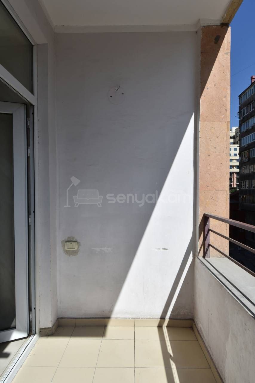 2 Սենյականոց Բնակարան Նորակառույցում, 50քմ, 5/15 հարկ, Դիզայներական Վերանորոգված