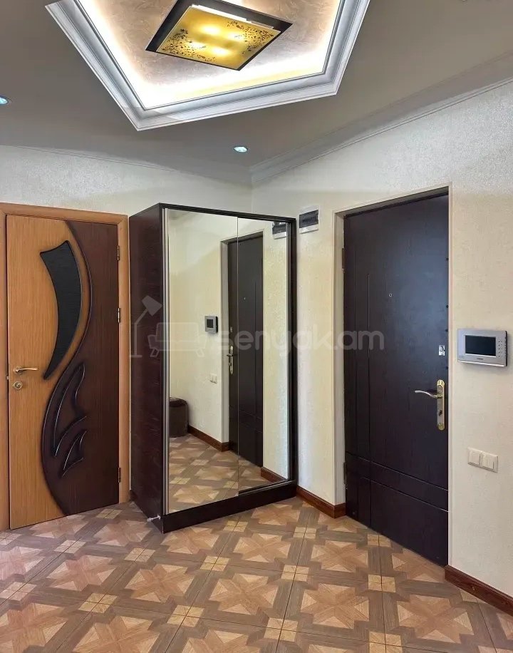3 Սենյականոց Բնակարան Նորակառույցում, 82քմ, 7/14 հարկ, Կապիտալ Վերանորոգված, Կահավորված, Արևկող