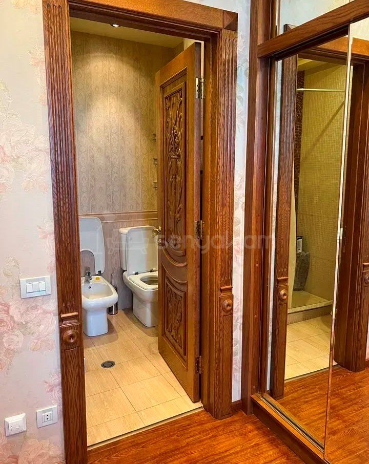 3 Սենյականոց Բնակարան Նորակառույցում, 160քմ, 10/18 հարկ, Կապիտալ Վերանորոգված, Կահավորված, Արևկող