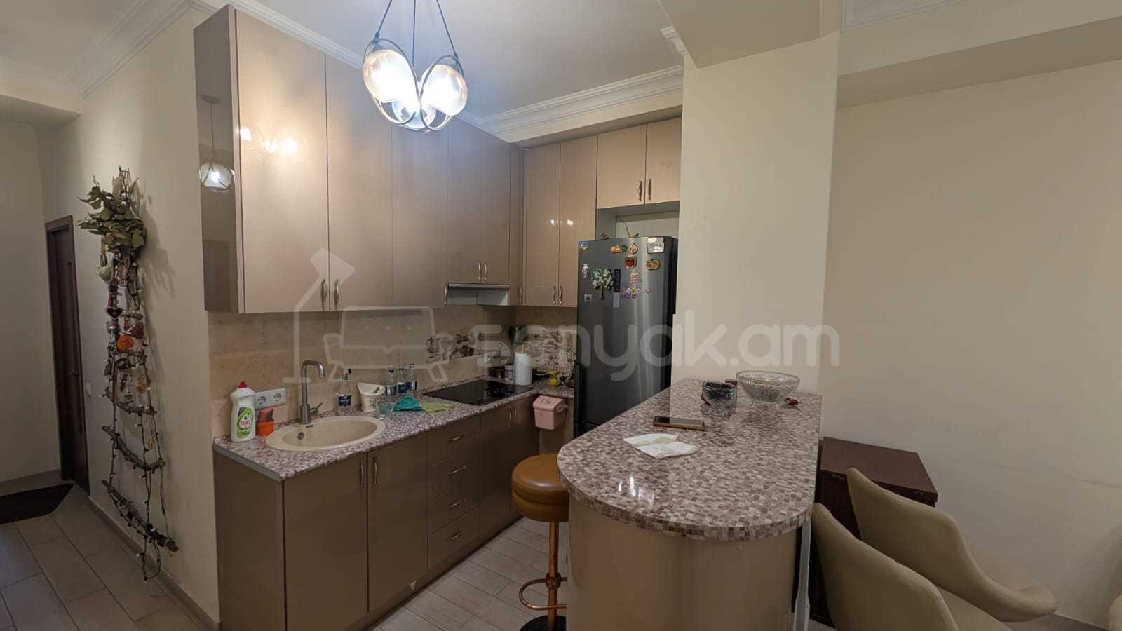 3 Սենյականոց Բնակարան Նորակառույցում, 65քմ, 1/8 հարկ, Կապիտալ Վերանորոգված, Կահավորված, Արևկող