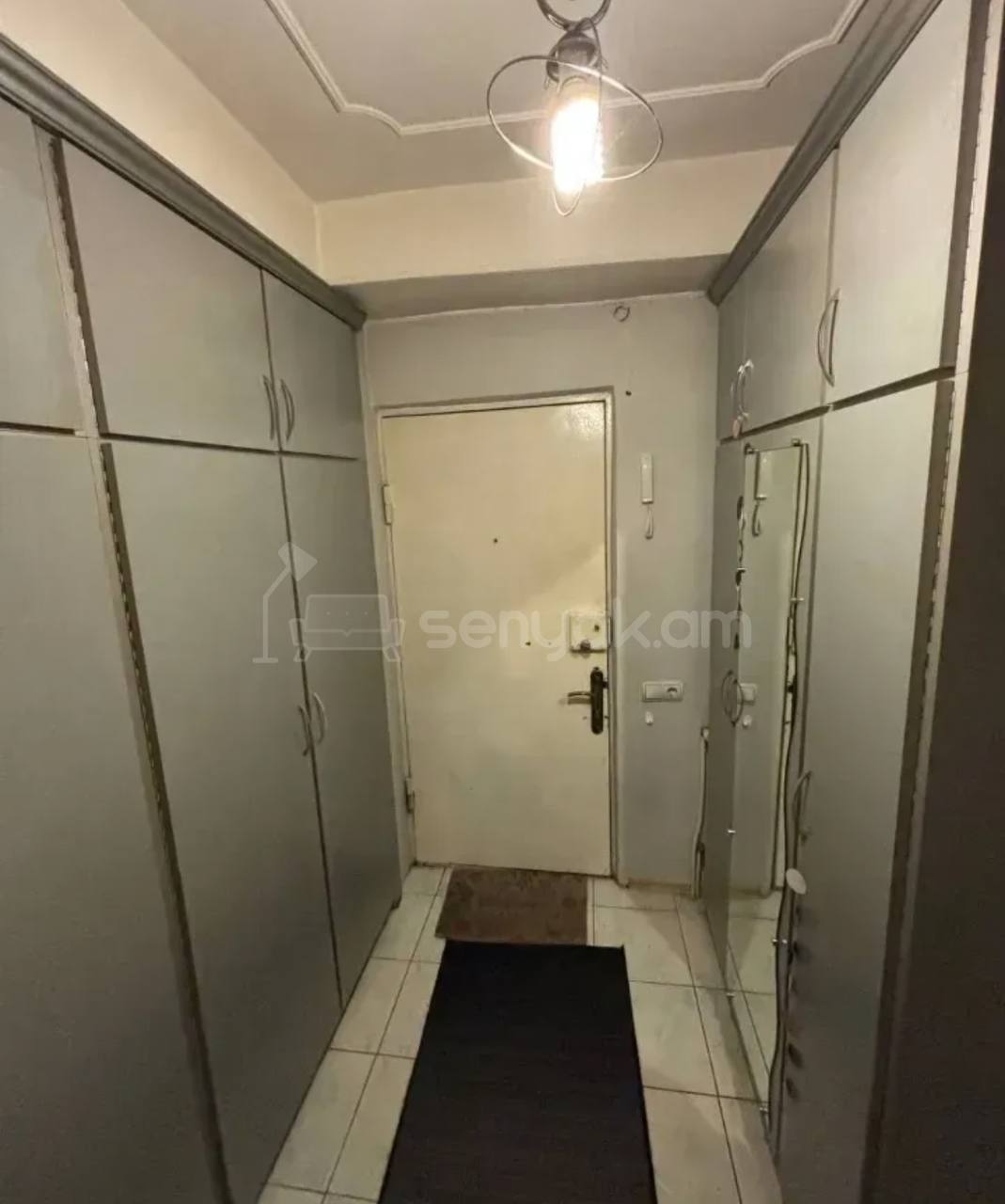 3 Սենյականոց Բնակարան, 93քմ, 1/9 հարկ, Կոսմետիկ Վերանորոգված, Կահավորված