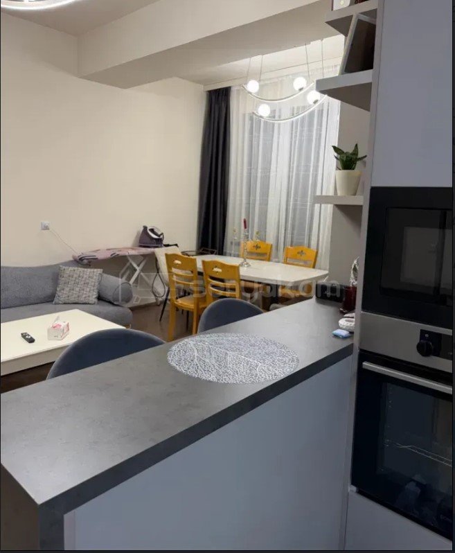 3 Սենյականոց Բնակարան Նորակառույցում, 75քմ, 18/18 հարկ, Դիզայներական Վերանորոգված, Կահավորված