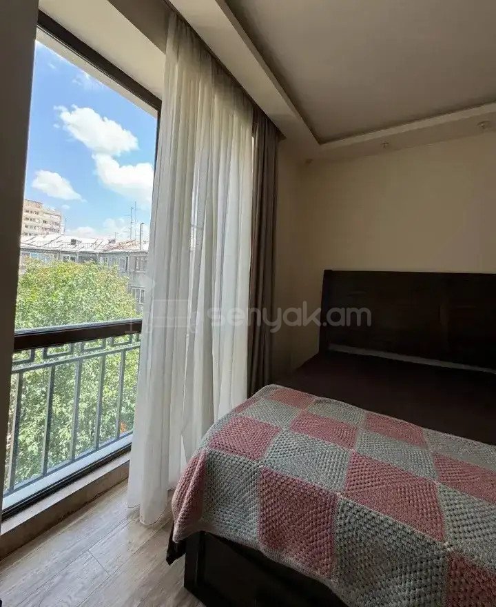 3 Սենյականոց Բնակարան Նորակառույցում, 65քմ, 3/6 հարկ, Դիզայներական Վերանորոգված, Կահավորված