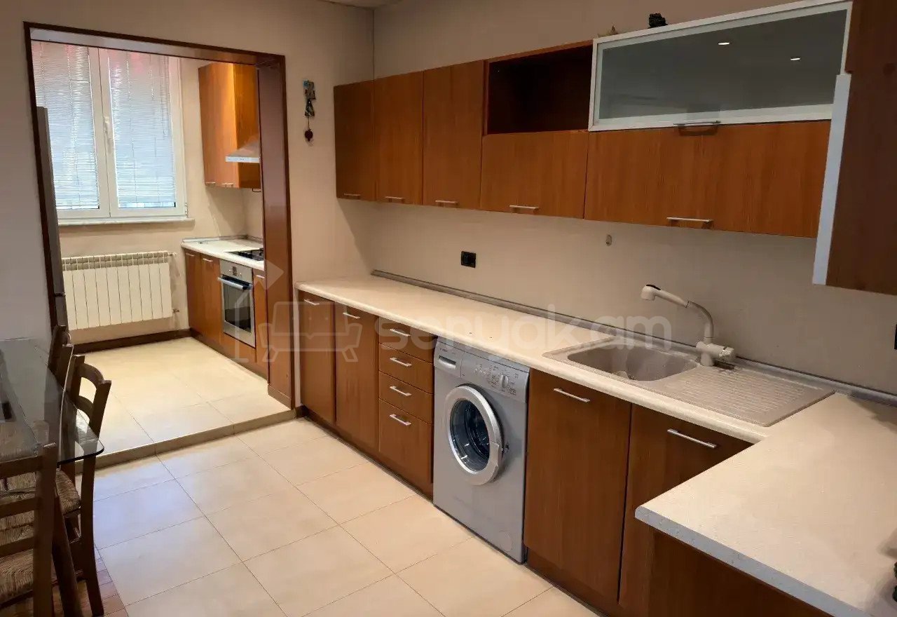 2 Սենյականոց Բնակարան, 65քմ, 7/9 հարկ, Կապիտալ Վերանորոգված, Կահավորված