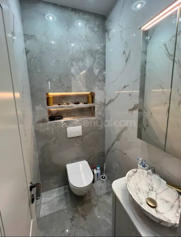 3 Սենյականոց Բնակարան Նորակառույցում, 216քմ, 9/9 հարկ, Դիզայներական Վերանորոգված