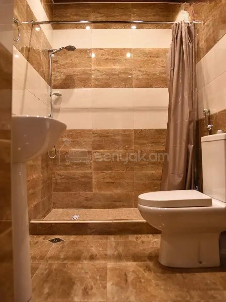 Կոմերցիոն Տարածք, 260քմ, Կապիտալ Վերանորոգված