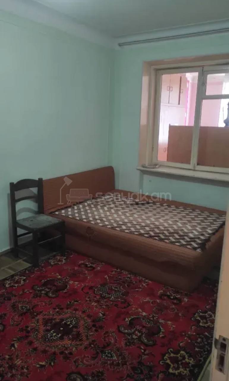 3 Սենյականոց Բնակարան Քարե Շենքում, 73քմ, 2/5 հարկ, Նորմալ Վիճակում