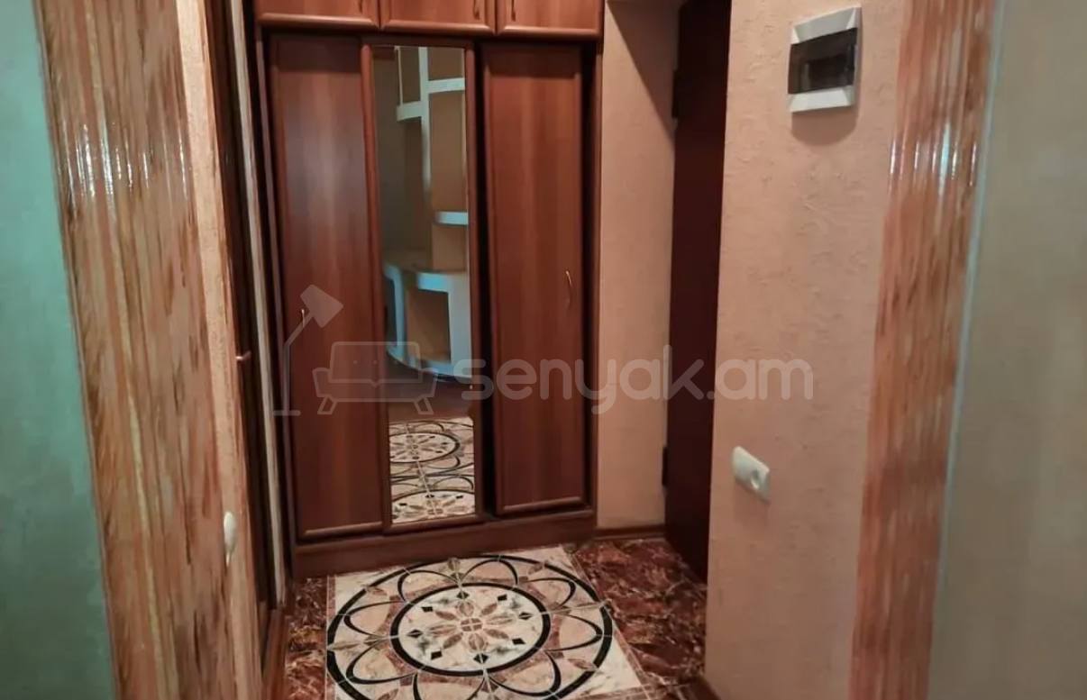 2 Սենյականոց Բնակարան Քարե Շենքում, 52քմ, 4/5 հարկ, Կոսմետիկ Վերանորոգված, Կահավորված