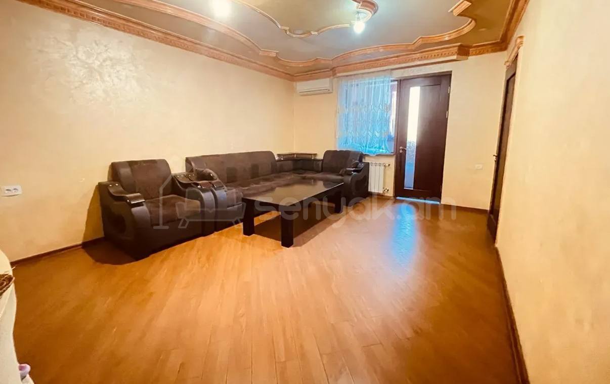 2 Սենյականոց Բնակարան Քարե Շենքում, 52քմ, 4/5 հարկ, Կոսմետիկ Վերանորոգված, Կահավորված