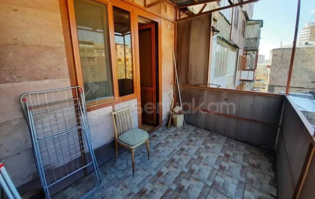2 Սենյականոց Բնակարան Քարե Շենքում, 52քմ, 4/5 հարկ, Կոսմետիկ Վերանորոգված, Կահավորված