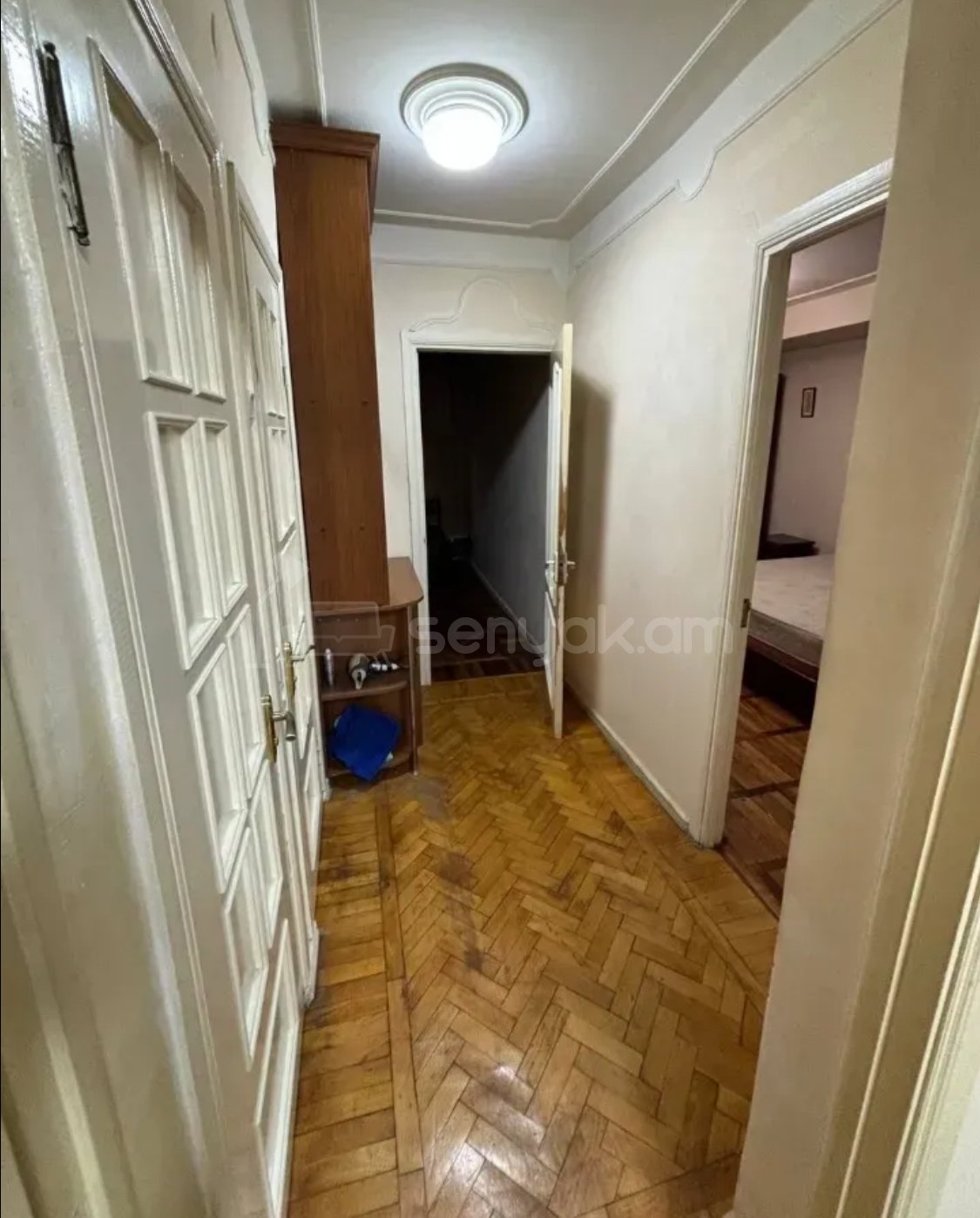 3 Սենյականոց Բնակարան, 93քմ, 1/9 հարկ, Նորմալ Վիճակում, Կահավորված