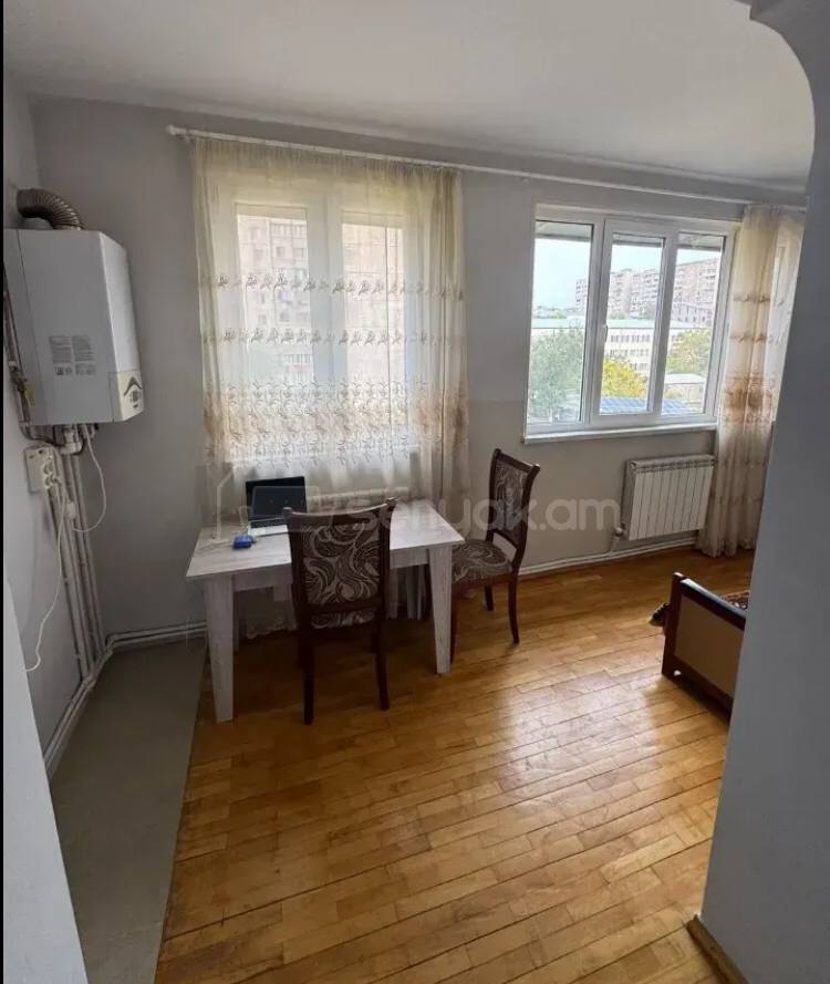 3 Սենյականոց Բնակարան, 82քմ, 5/9 հարկ, Կոսմետիկ Վերանորոգված, Կահավորված
