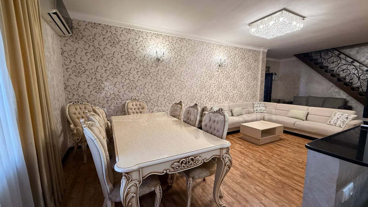 4 Սենյականոց Բնակարան Նորակառույցում, 142քմ, 8/8 հարկ, Կապիտալ Վերանորոգված
