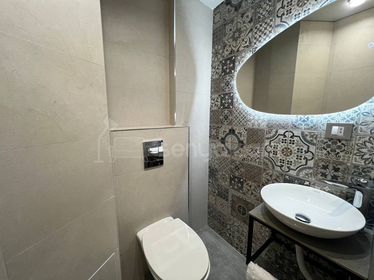 2 Սենյականոց Բնակարան, 42քմ, 1/14 հարկ, Կապիտալ Վերանորոգված