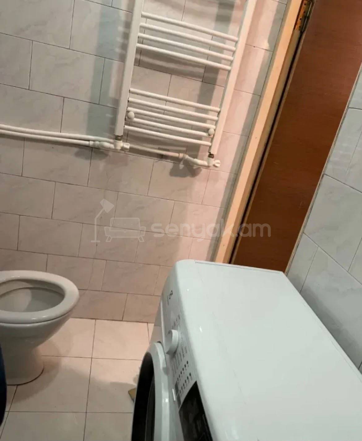 3 Սենյականոց Բնակարան, 56քմ, 3/4 հարկ, Նորմալ Վիճակում, Կահավորված, Արևկող