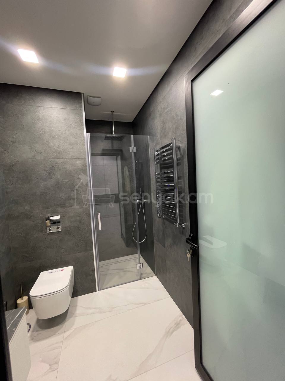 2 Սենյականոց Բնակարան Նորակառույցում, 72քմ, 16/18 հարկ, Դիզայներական Վերանորոգված, Կահավորված