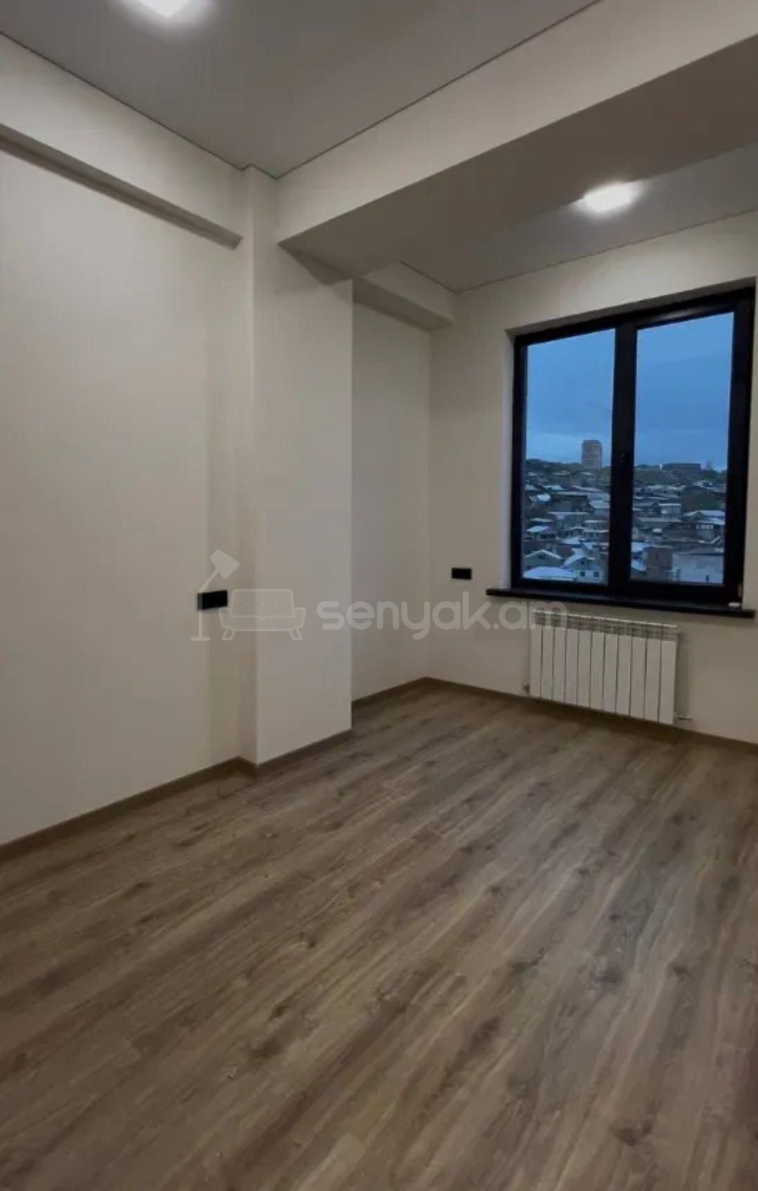 4 Սենյականոց Բնակարան Նորակառույցում, 104քմ, 7/16 հարկ, Կապիտալ Վերանորոգված