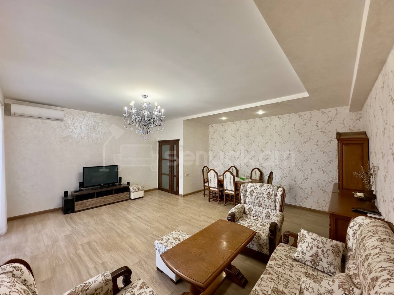4 Սենյականոց Բնակարան Նորակառույցում, 157քմ, 10/19 հարկ, Կապիտալ Վերանորոգված