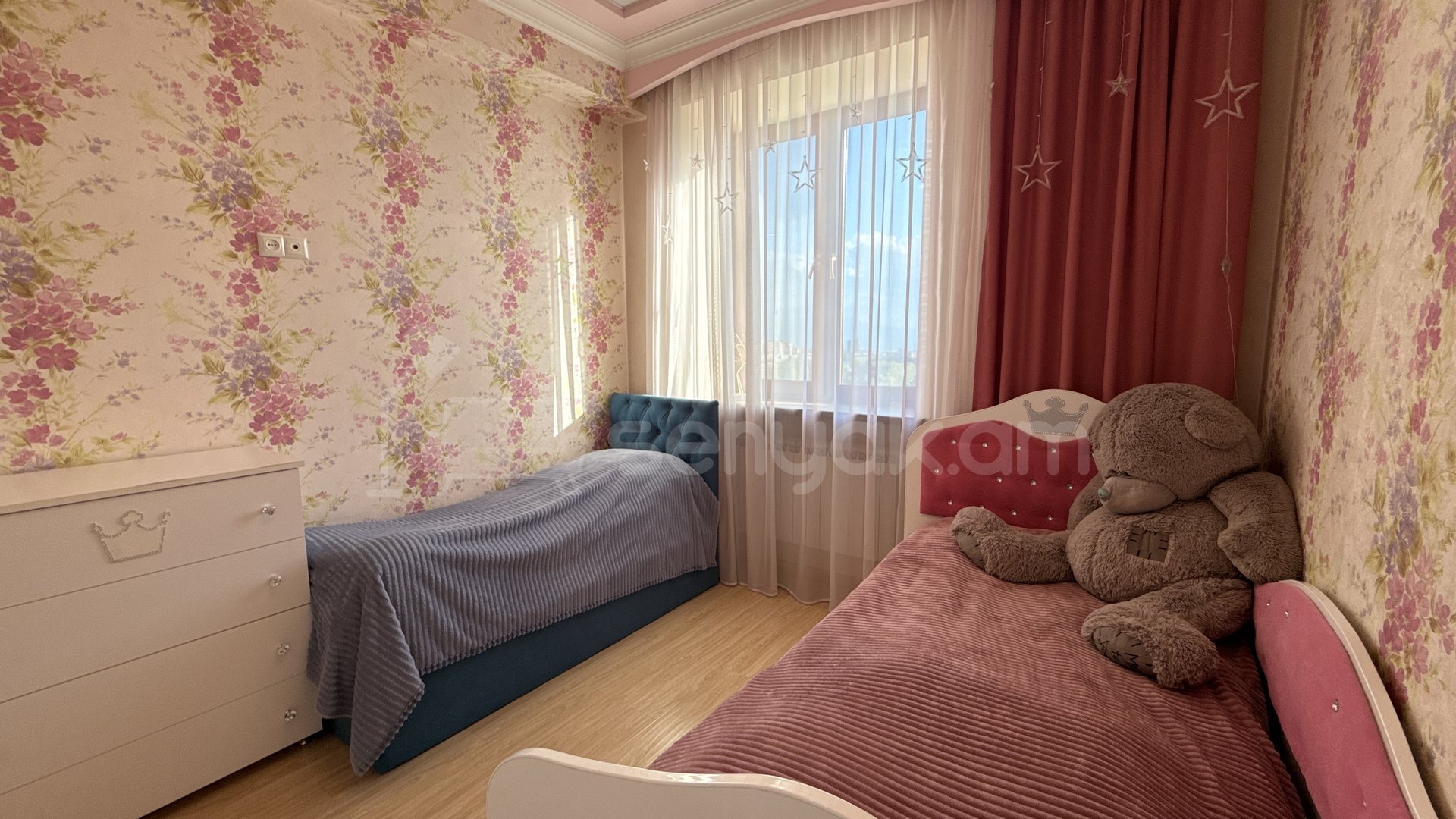 3 Սենյականոց Բնակարան Նորակառույցում, 81քմ, 7/14 հարկ, Դիզայներական Վերանորոգված