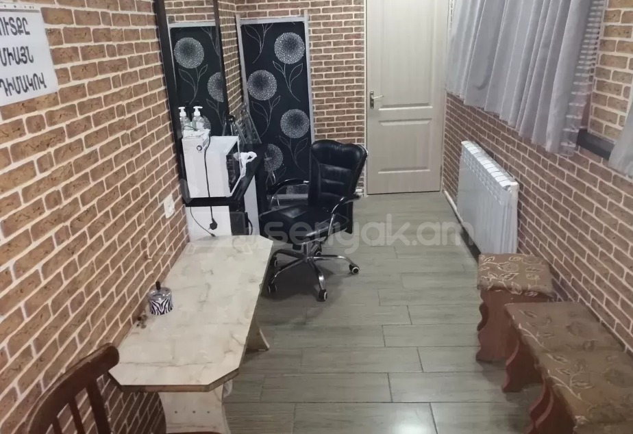 Սպասարկման Տարածք, 63քմ, Կապիտալ Վերանորոգված