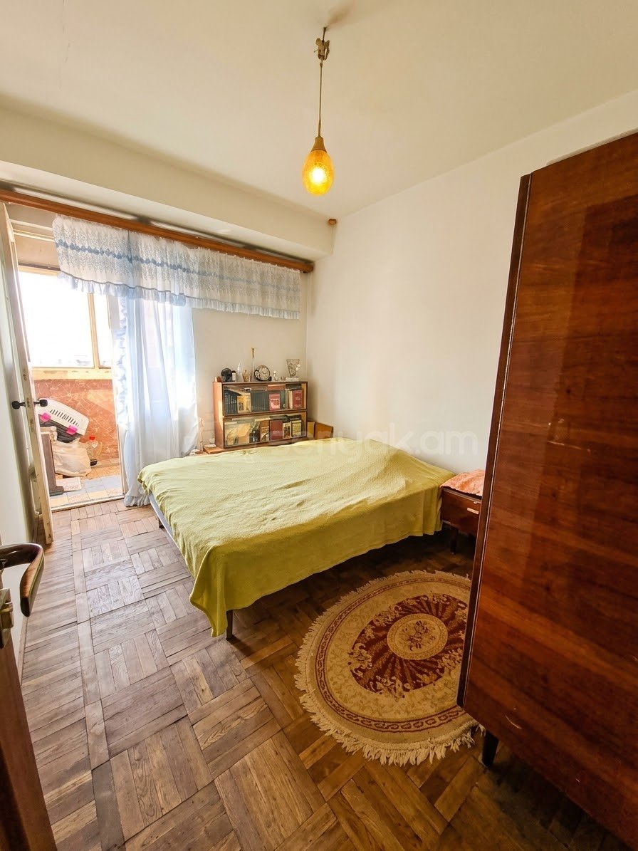 4 Սենյականոց Բնակարան, 84քմ, 5/9 հարկ, Նորմալ Վիճակում