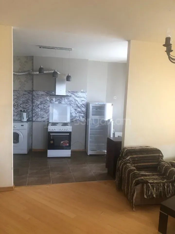 4 Սենյականոց Բնակարան, 106քմ, 6/16 հարկ, Նորմալ Վիճակում