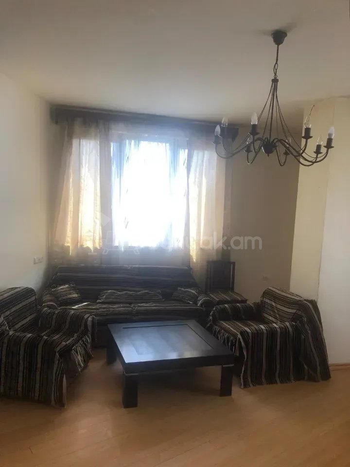 4 Սենյականոց Բնակարան, 106քմ, 6/16 հարկ, Նորմալ Վիճակում