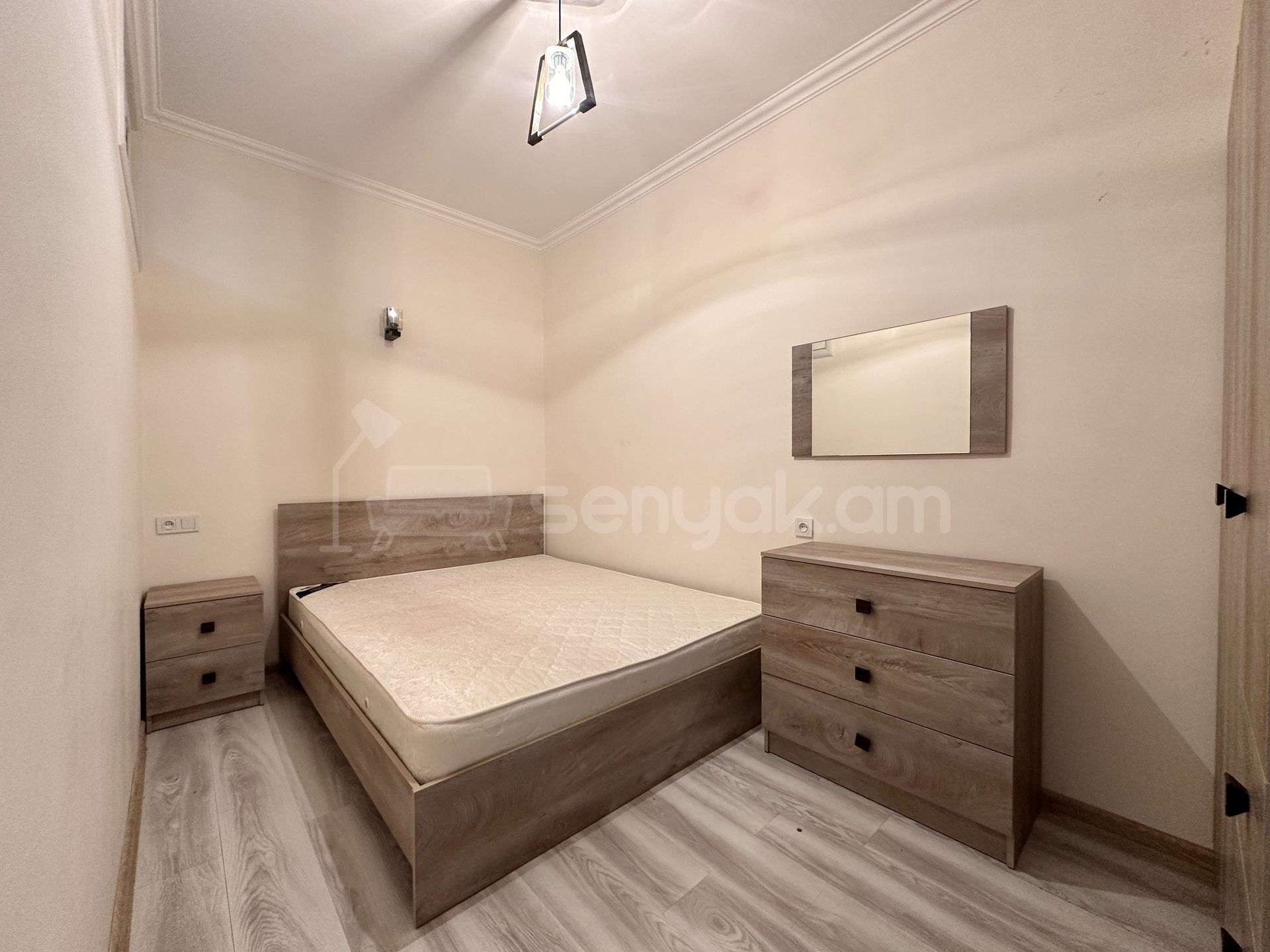 Կոմերցիոն Տարածք, 207քմ, Կապիտալ Վերանորոգված