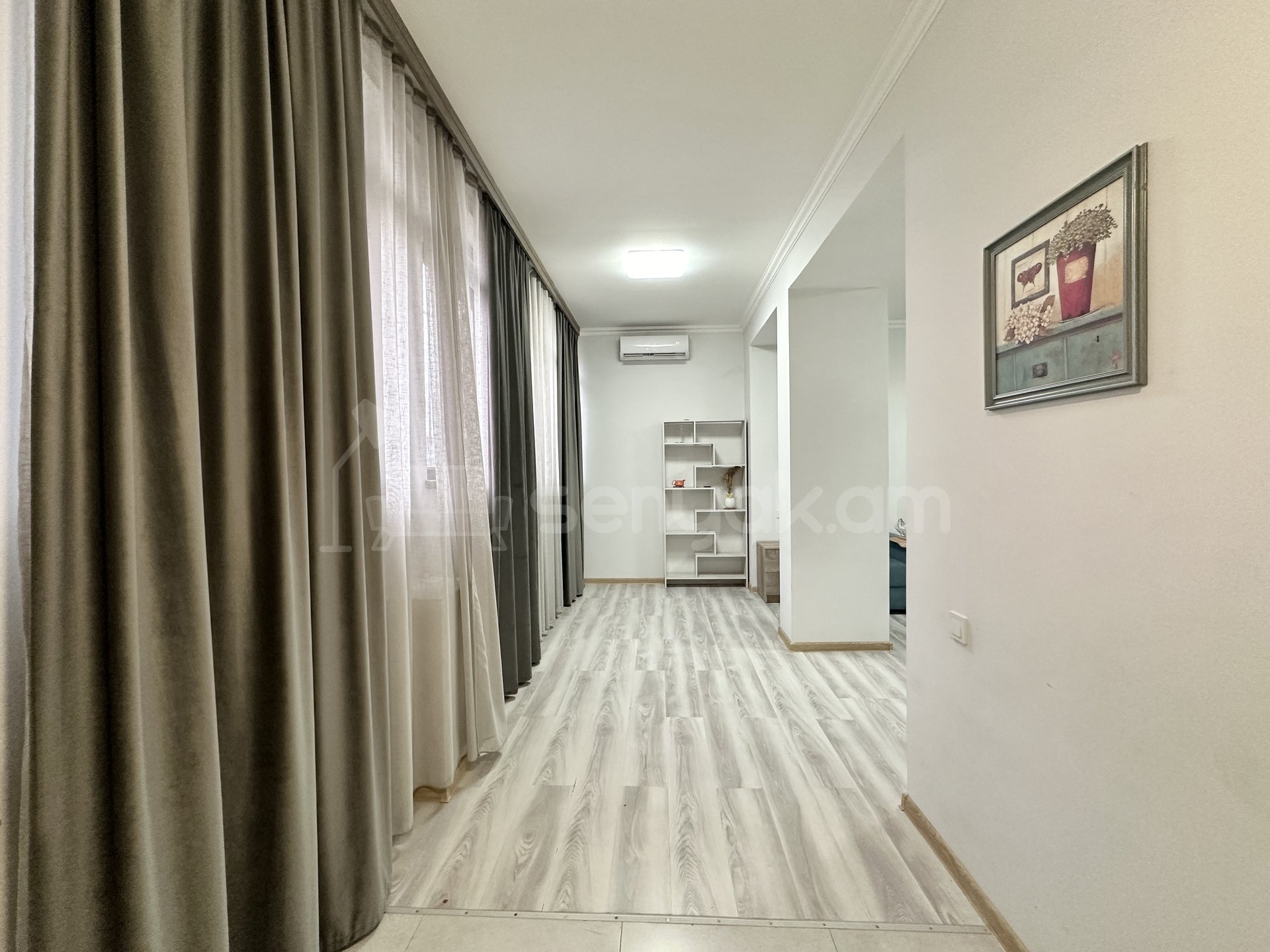 Օֆիսային Տարածք, 207քմ, Կապիտալ Վերանորոգված