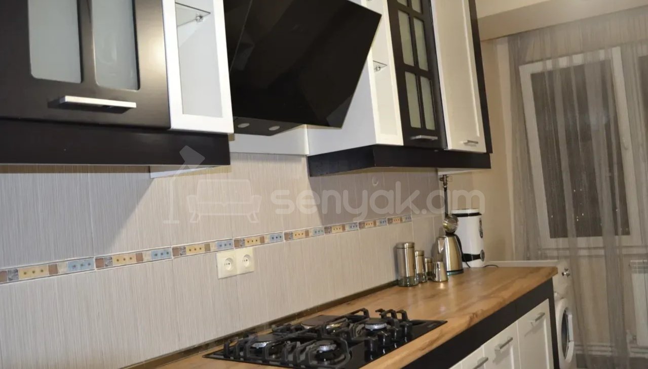3 Սենյականոց Բնակարան, 65քմ, 5/9 հարկ, Նորմալ Վիճակում, Կահավորված