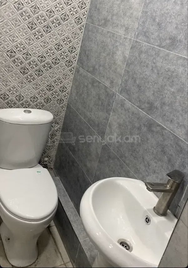 1 Սենյականոց Բնակարան Քարե Շենքում, 25քմ, 1/1 հարկ, Կապիտալ Վերանորոգված, Կահավորված