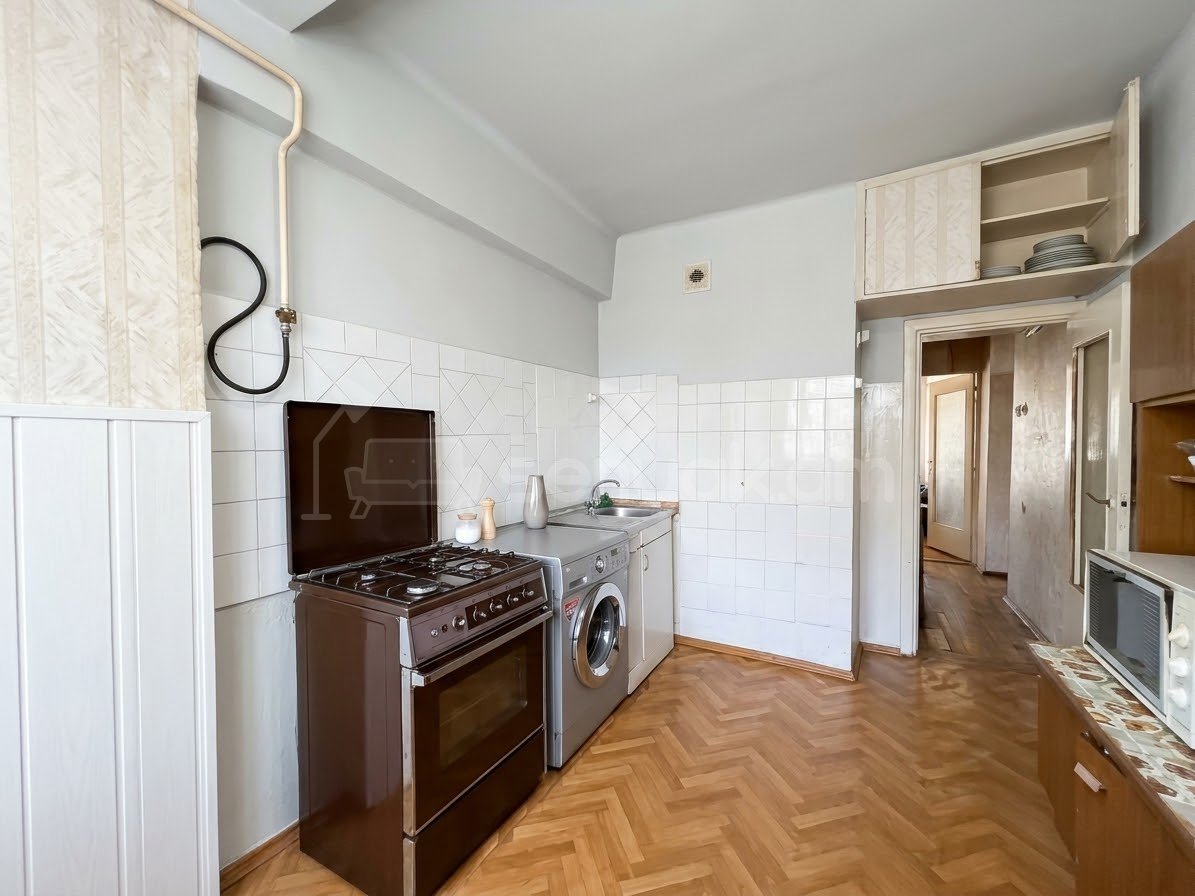 2 Սենյականոց Բնակարան, 70քմ, 2/9 հարկ, Կոսմետիկ Վերանորոգված