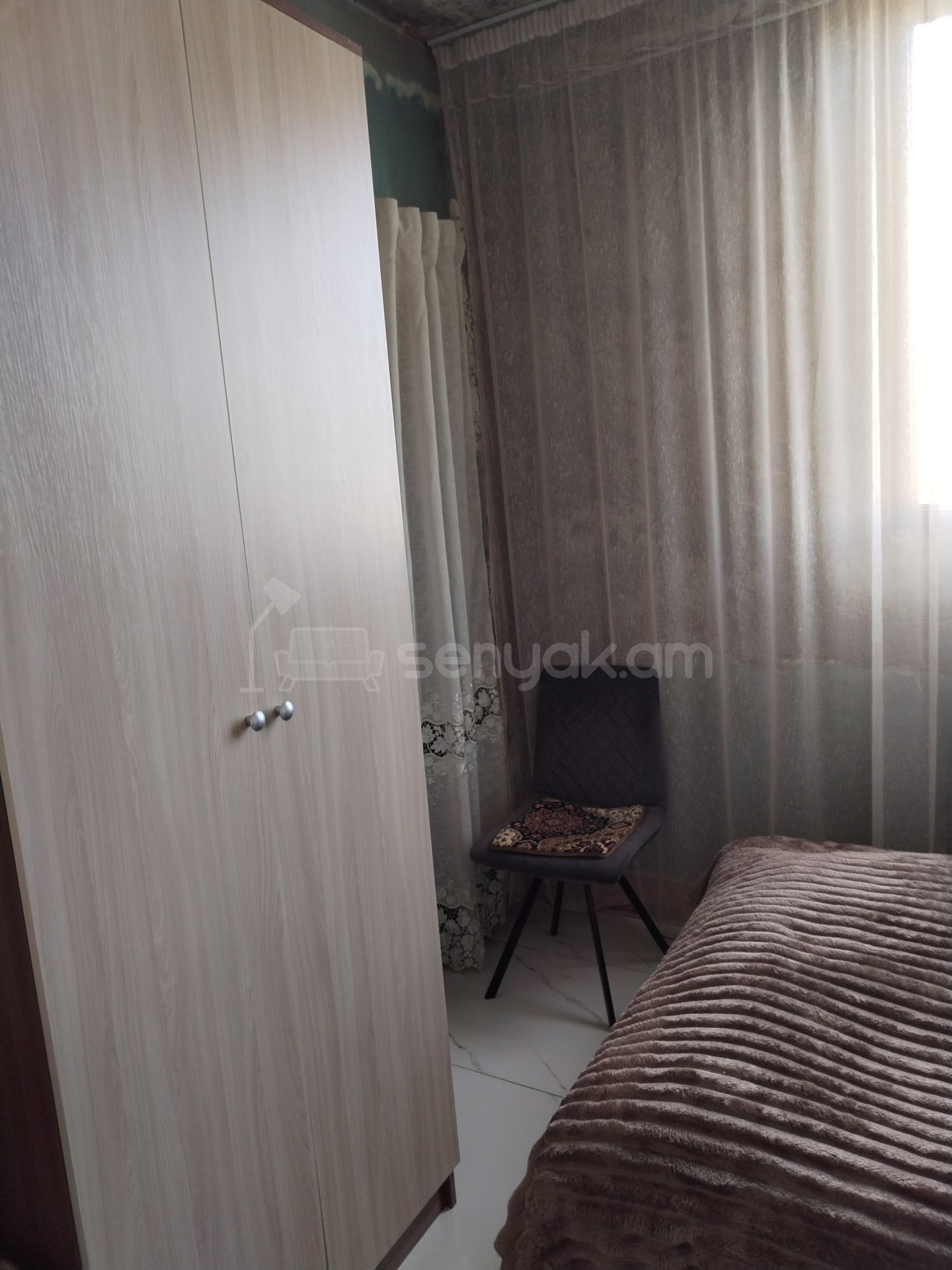 2 Սենյականոց Բնակարան Քարե Շենքում, 57քմ, 5/5 հարկ, Նորմալ Վիճակում