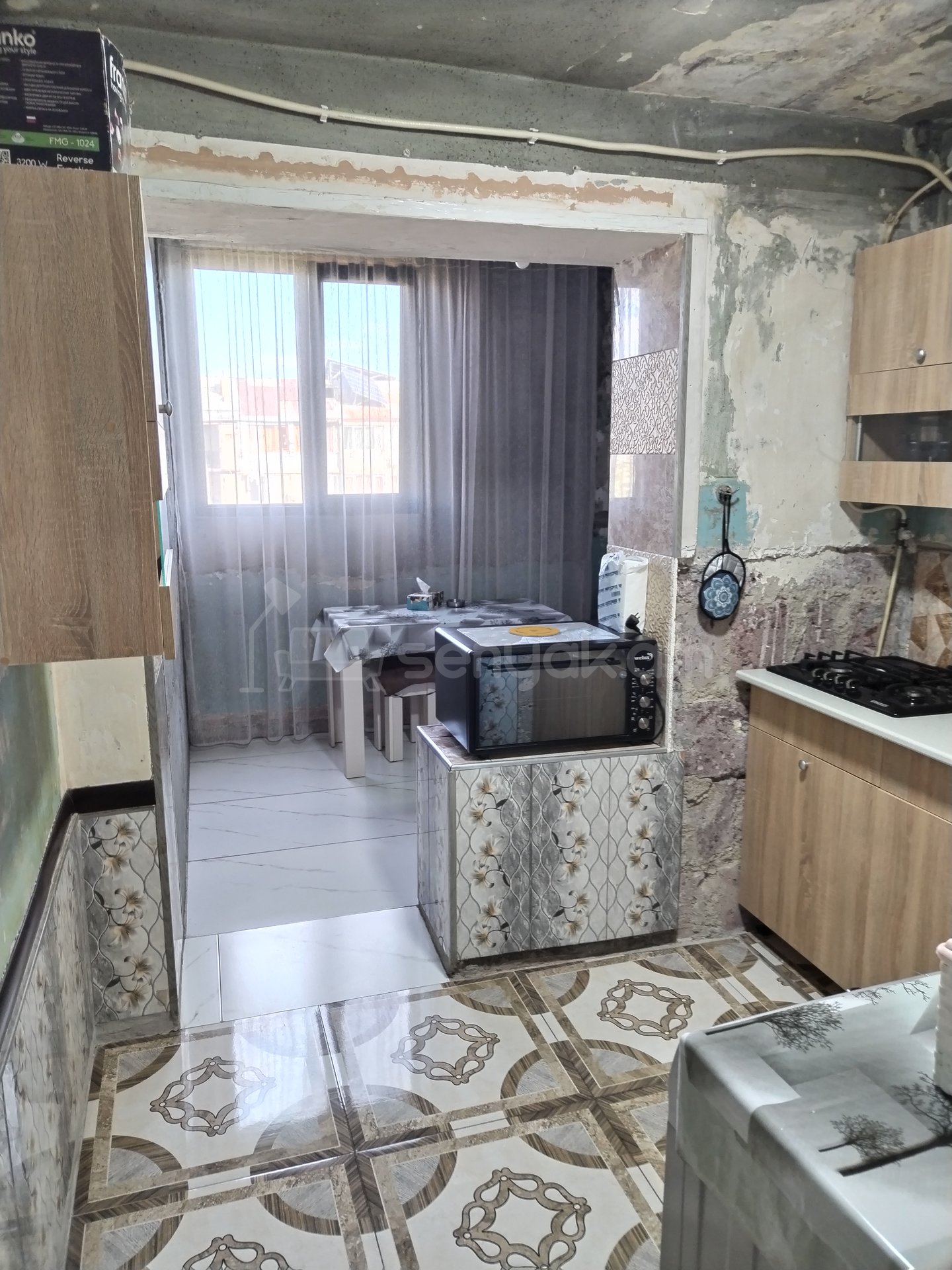 2 Սենյականոց Բնակարան Քարե Շենքում, 57քմ, 5/5 հարկ, Նորմալ Վիճակում