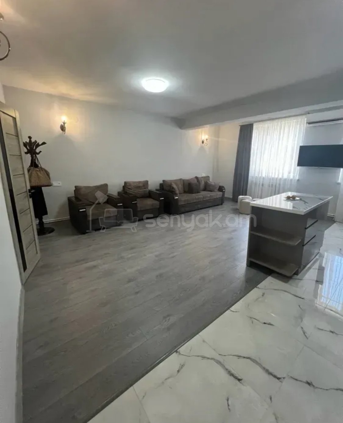 2 Սենյականոց Բնակարան Քարե Շենքում, 48քմ, 2/5 հարկ, Կապիտալ Վերանորոգված, Կահավորված