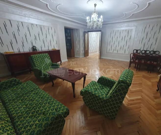3 Սենյականոց Բնակարան Քարե Շենքում, 90քմ, 3/5 հարկ, Կոսմետիկ Վերանորոգված, Կահավորված
